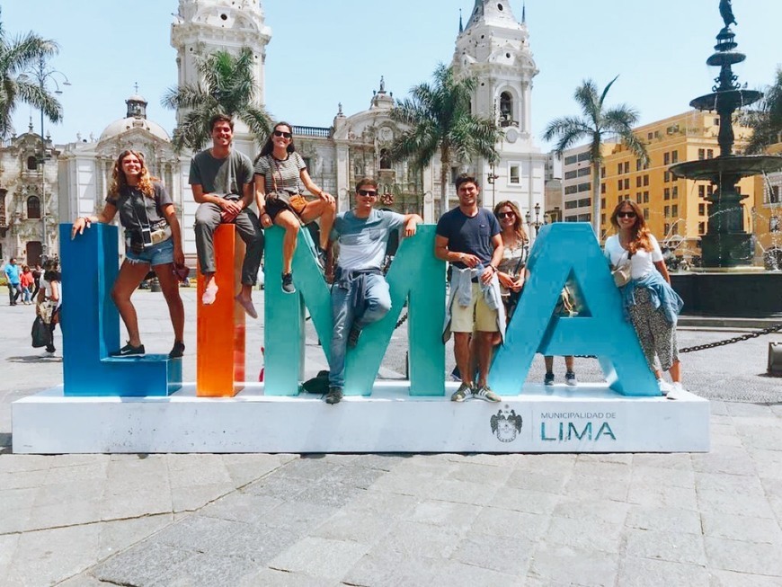 Place Plaza de Armas de Lima