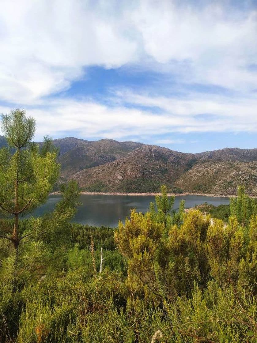 Lugar Barragem de Vilarinho das Furnas