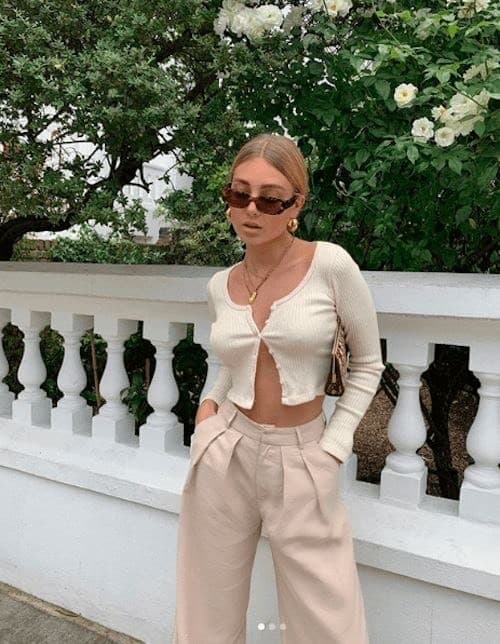 Fashion all beige outfit