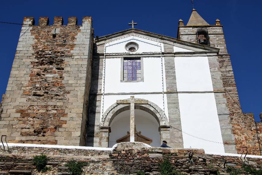 Lugar Igreja Matriz de Nossa Sra. das Candeias