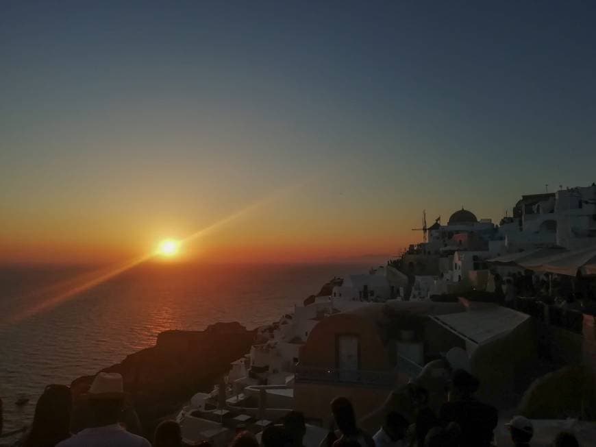 Moda Oia, Santorini 🏝️🌇