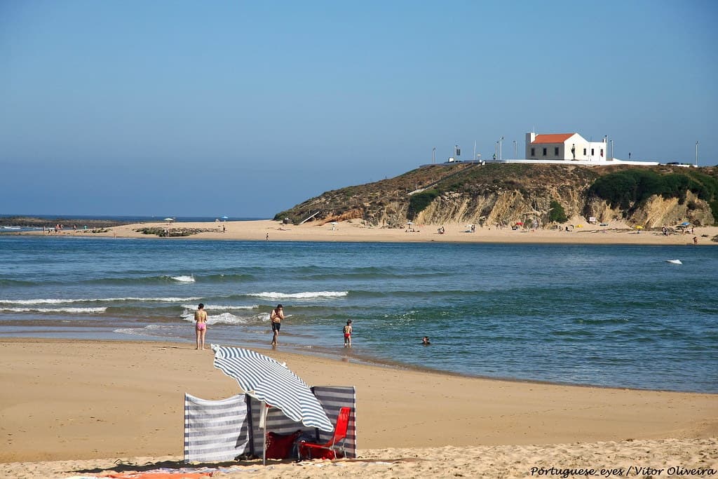 Lugar Praia das Furnas