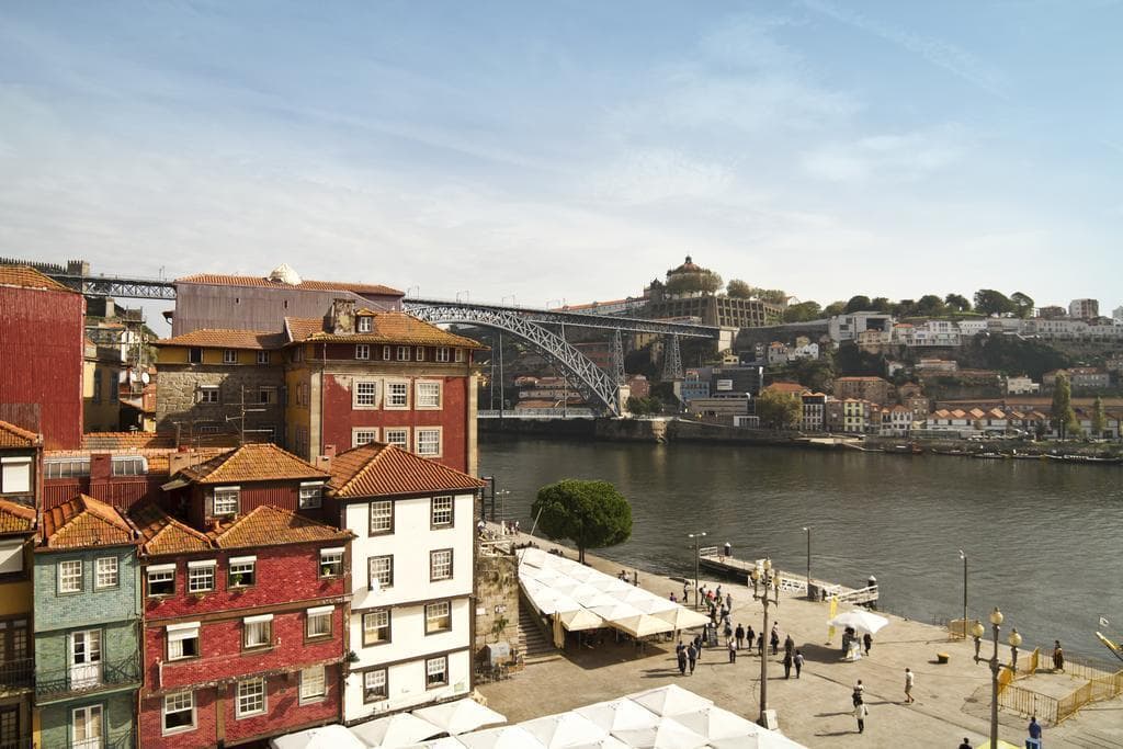 Place Ribeira do Porto