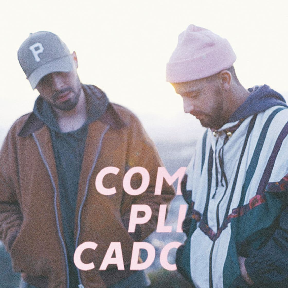 Canción Complicado (feat. Zim)