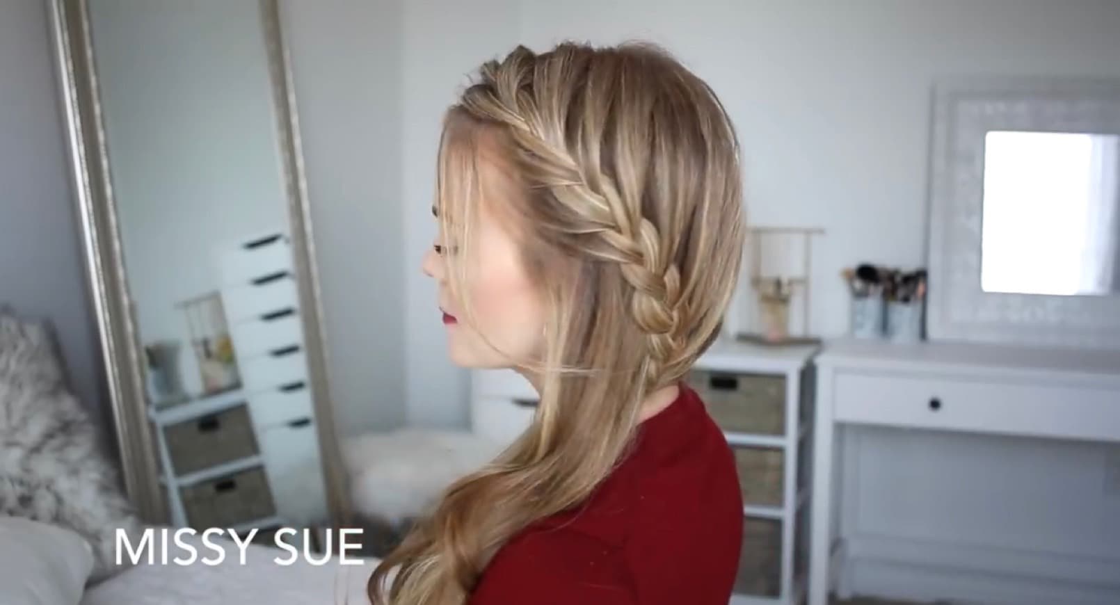 Moda Sideswept French Braid