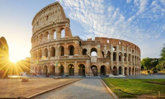 Lugar Coliseo de Roma