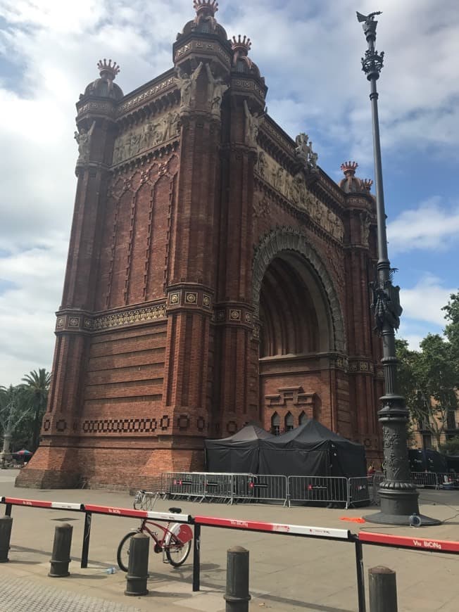 Lugar Arc de Triomf