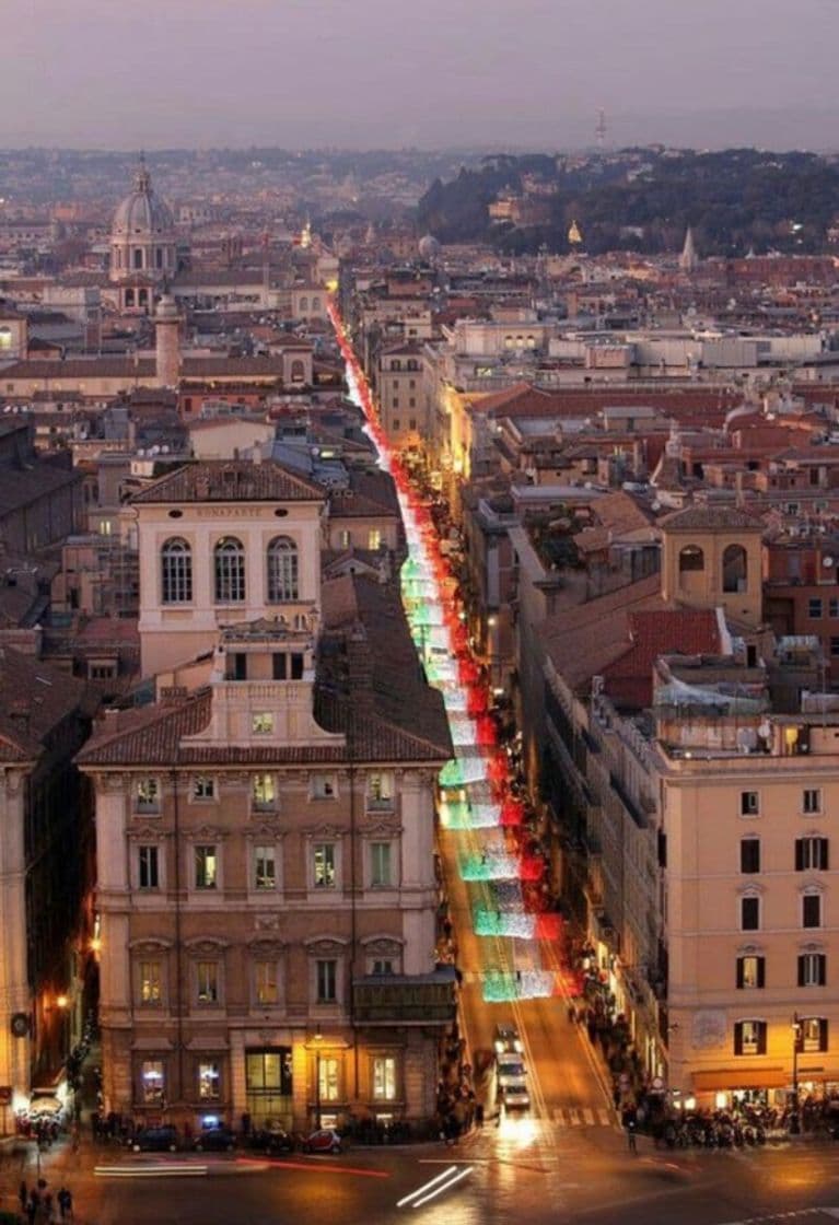 Place Via del Corso