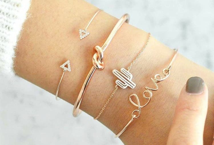 Product Bracelets Set