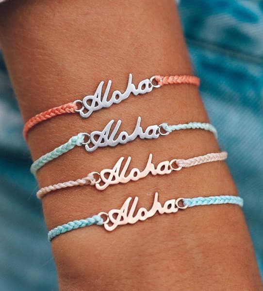 Producto Puravida Aloha Script Charm