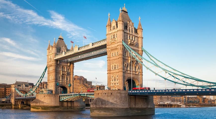 Place Tower Bridge