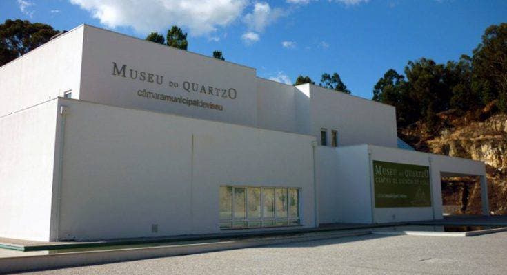 Place Museu Do Quartzo