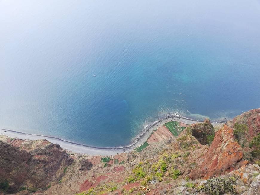 Place Cabo Girão