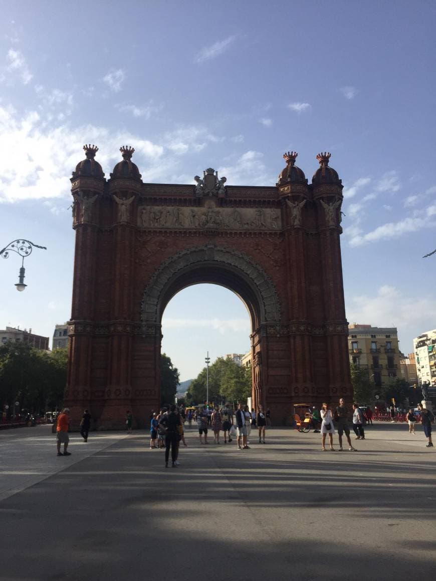 Place Arc de Triomf