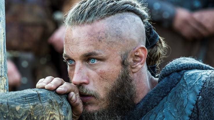 Moda Travis Fimmel