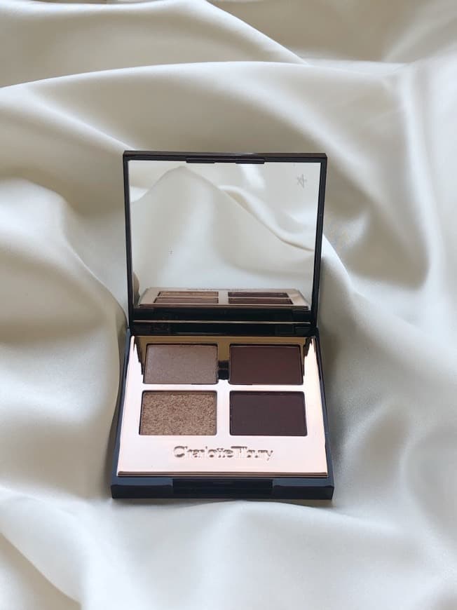 Fashion CHARLOTTE TILBURY The Vintage Vamp Luxury Palette