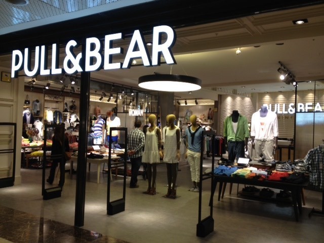 Place Pull&Bear