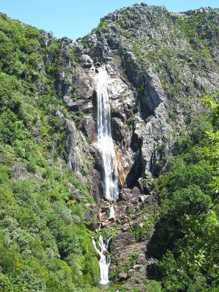 Lugar Frecha da Mizarela