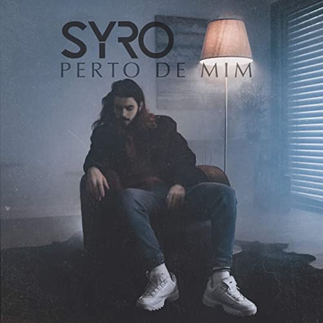 Canción Perto de mim - SYRO