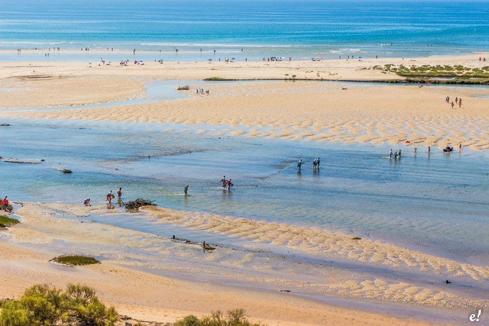 Lugar Praia da Fábrica