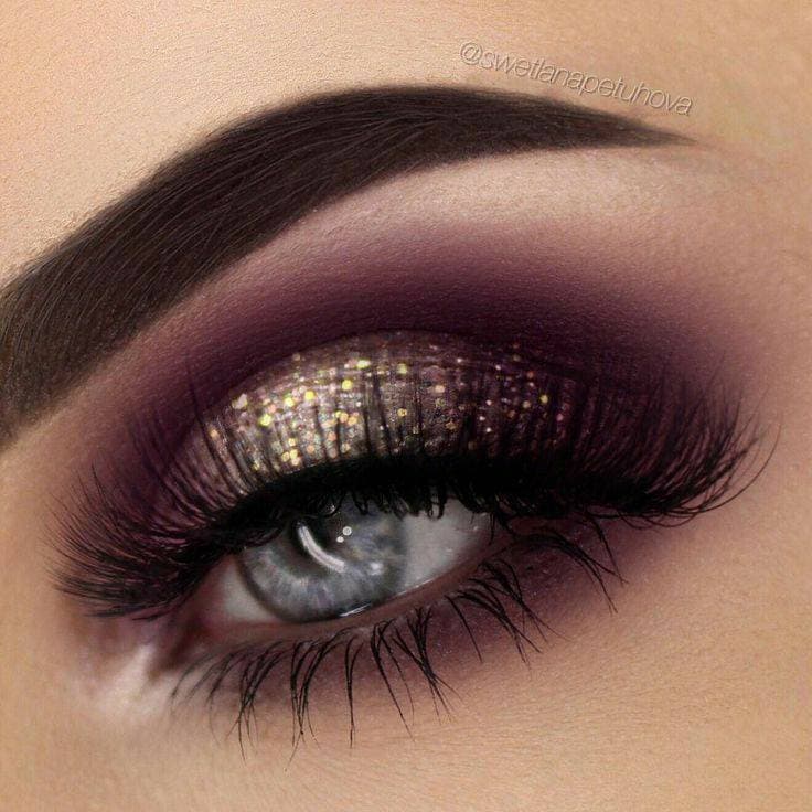 Fashion Gold and burgundy makeup