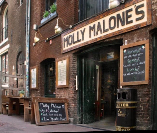 Place Molly Malone’s Irish Pub 