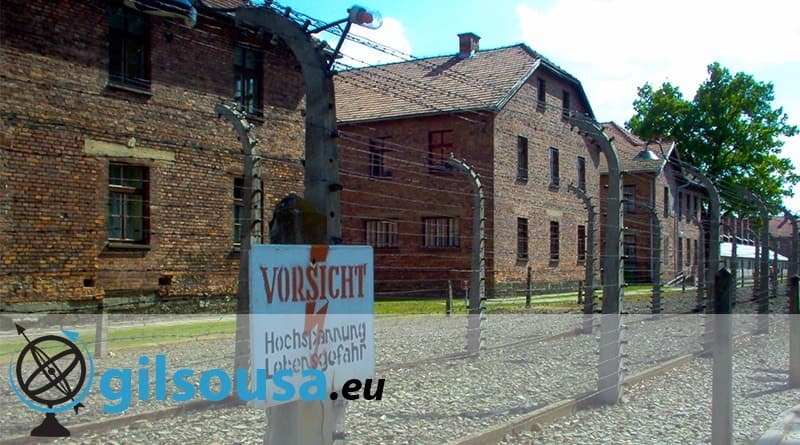 Lugar Visiting Auschwitz, the Nazi horror camps