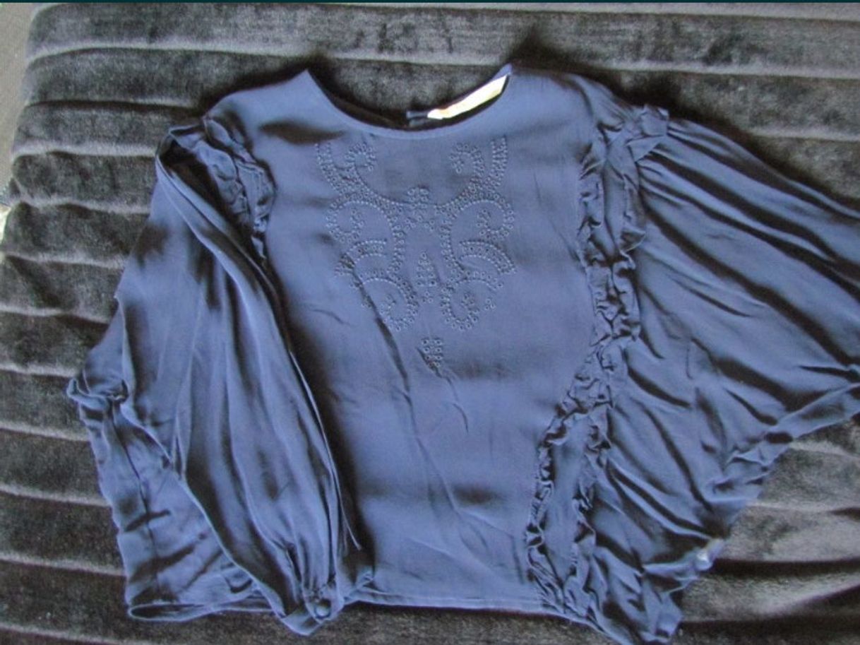 Product Blusa com bordado azul