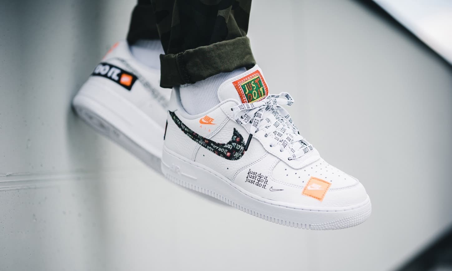 Fashion NIKE AIR FORCE 1 '07 PREMIUM JUST DO IT WHITE-WHIT

