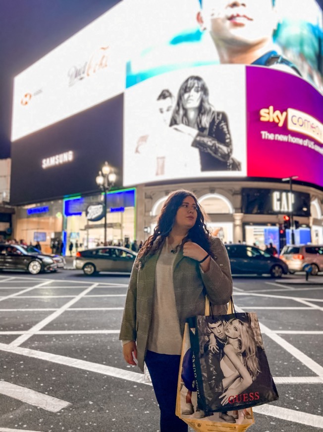 Lugar Piccadilly Circus