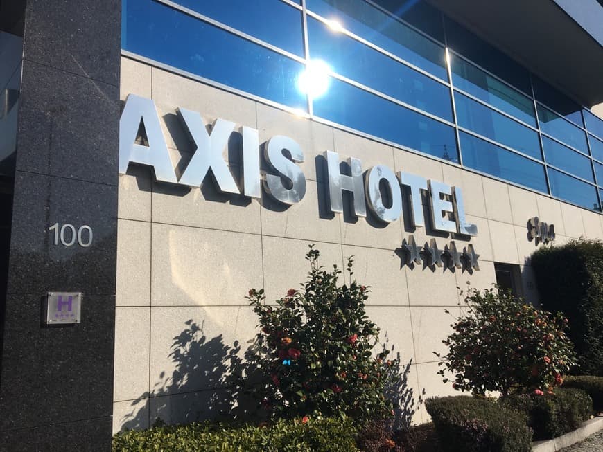 Place Axis Hotel