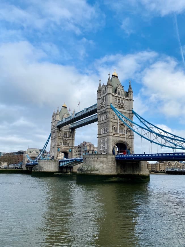 Place Tower Bridge