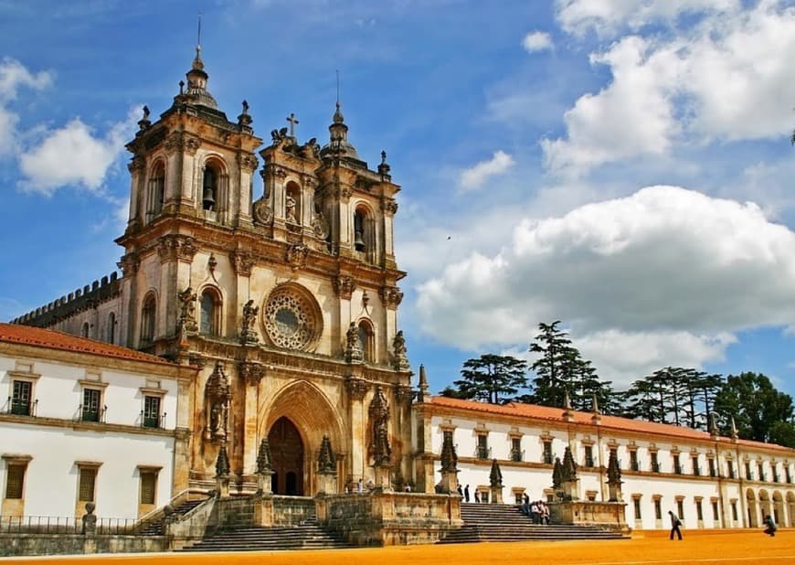 Lugar Mosteiro de Alcobaça 