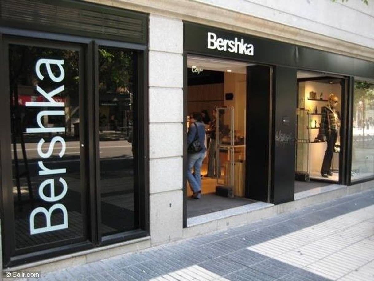 Lugar Bershka