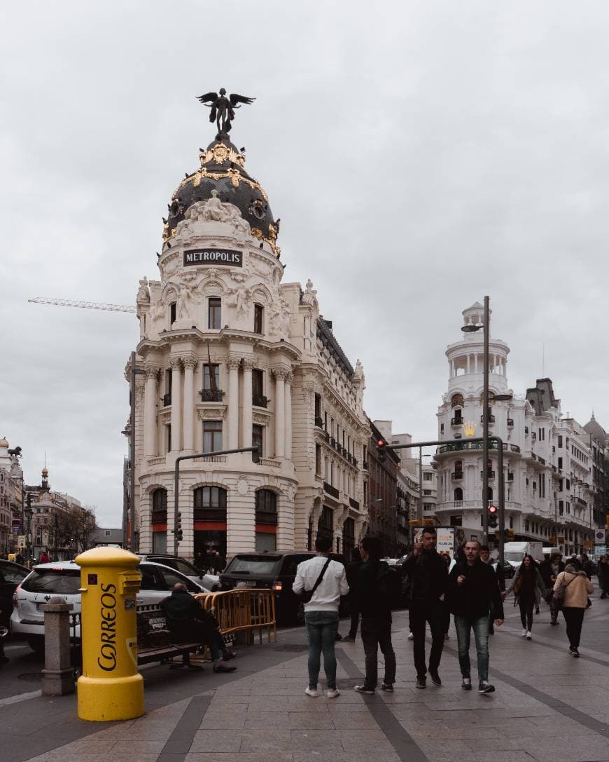 Place Edificio Metrópolis