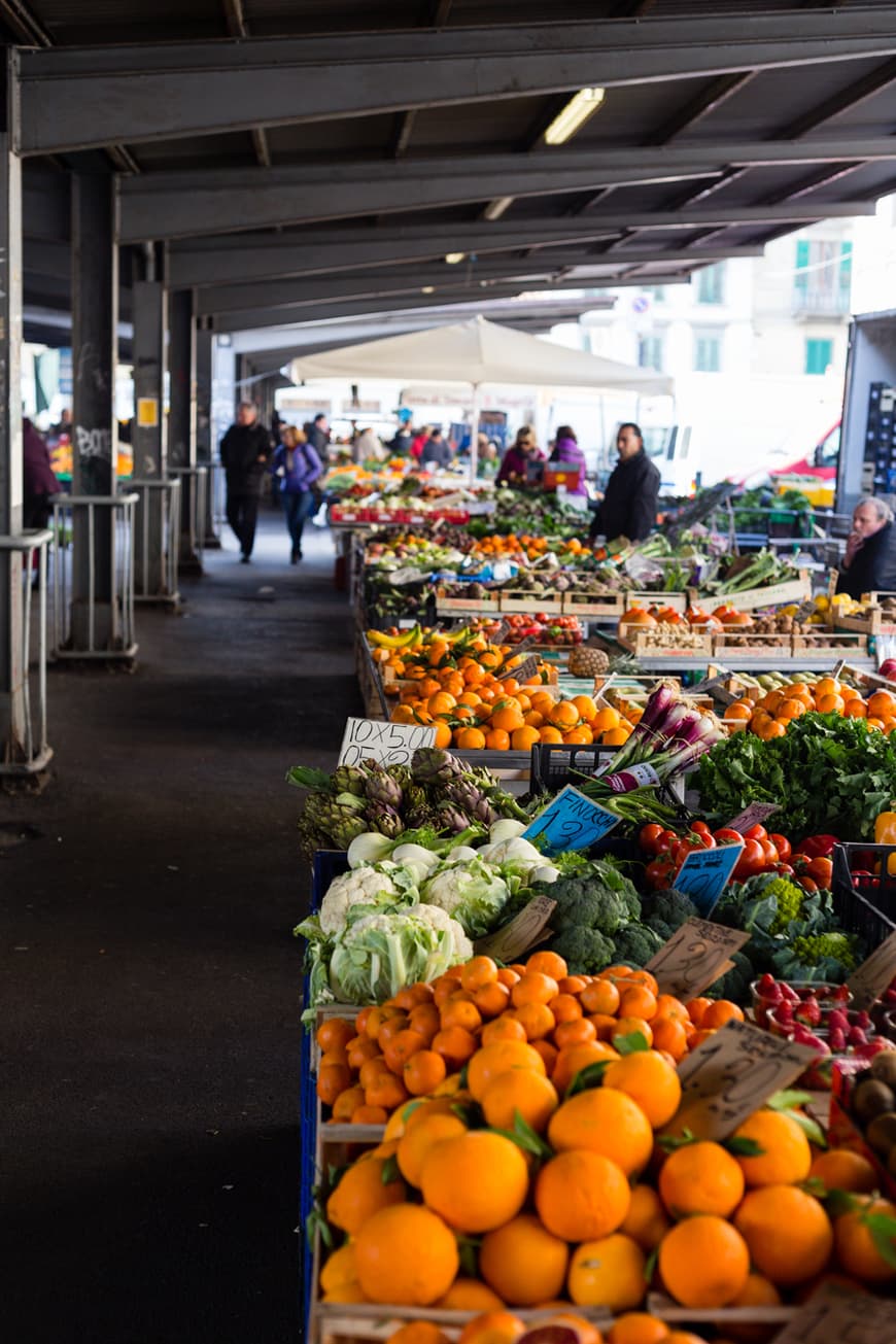 Lugar Sant'Ambrogio Market