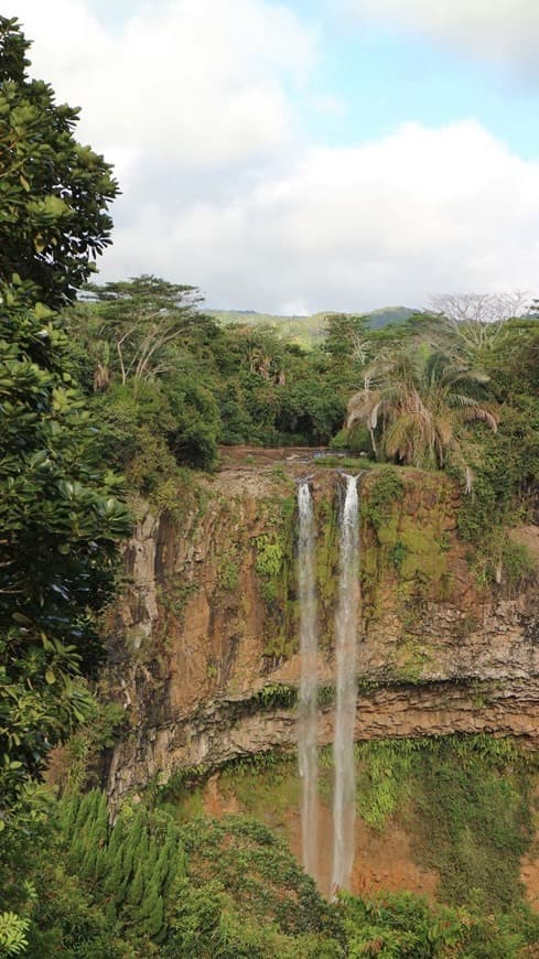 Place Chamarel Waterfall