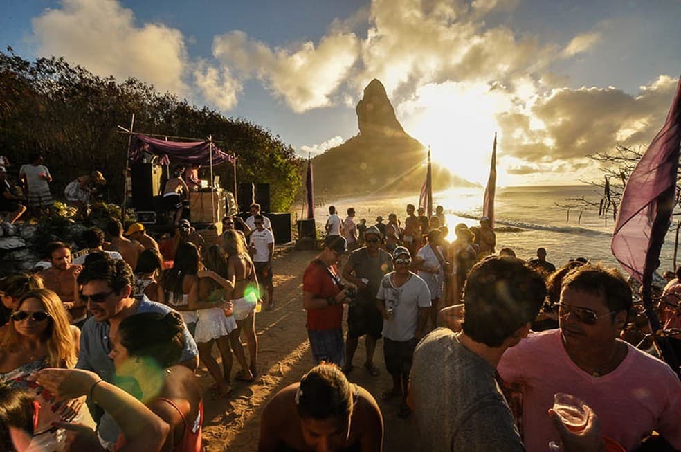 Restaurants Bar do Meio Noronha