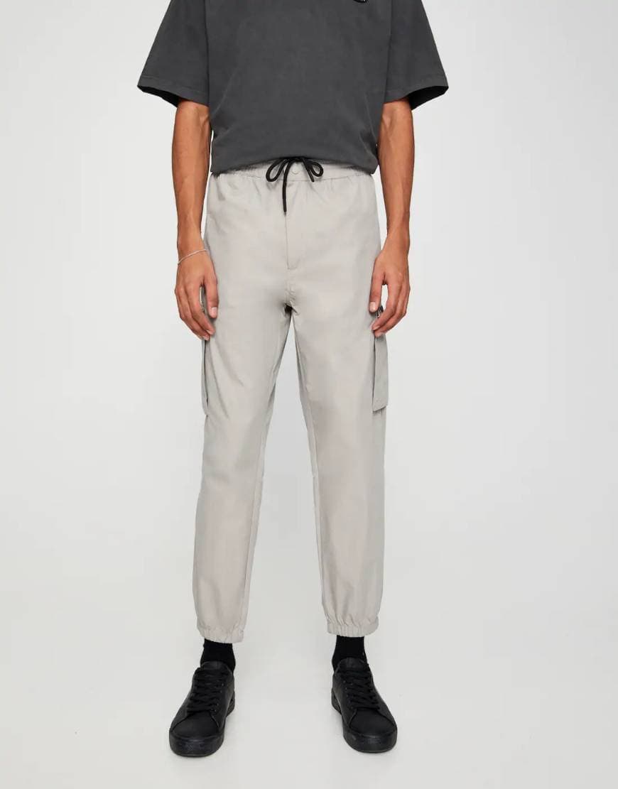 Producto Pull&Bear White Cargo Pants Man