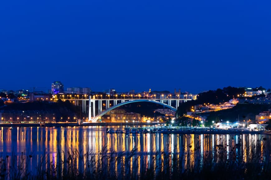 Place Puente de la Arrábida