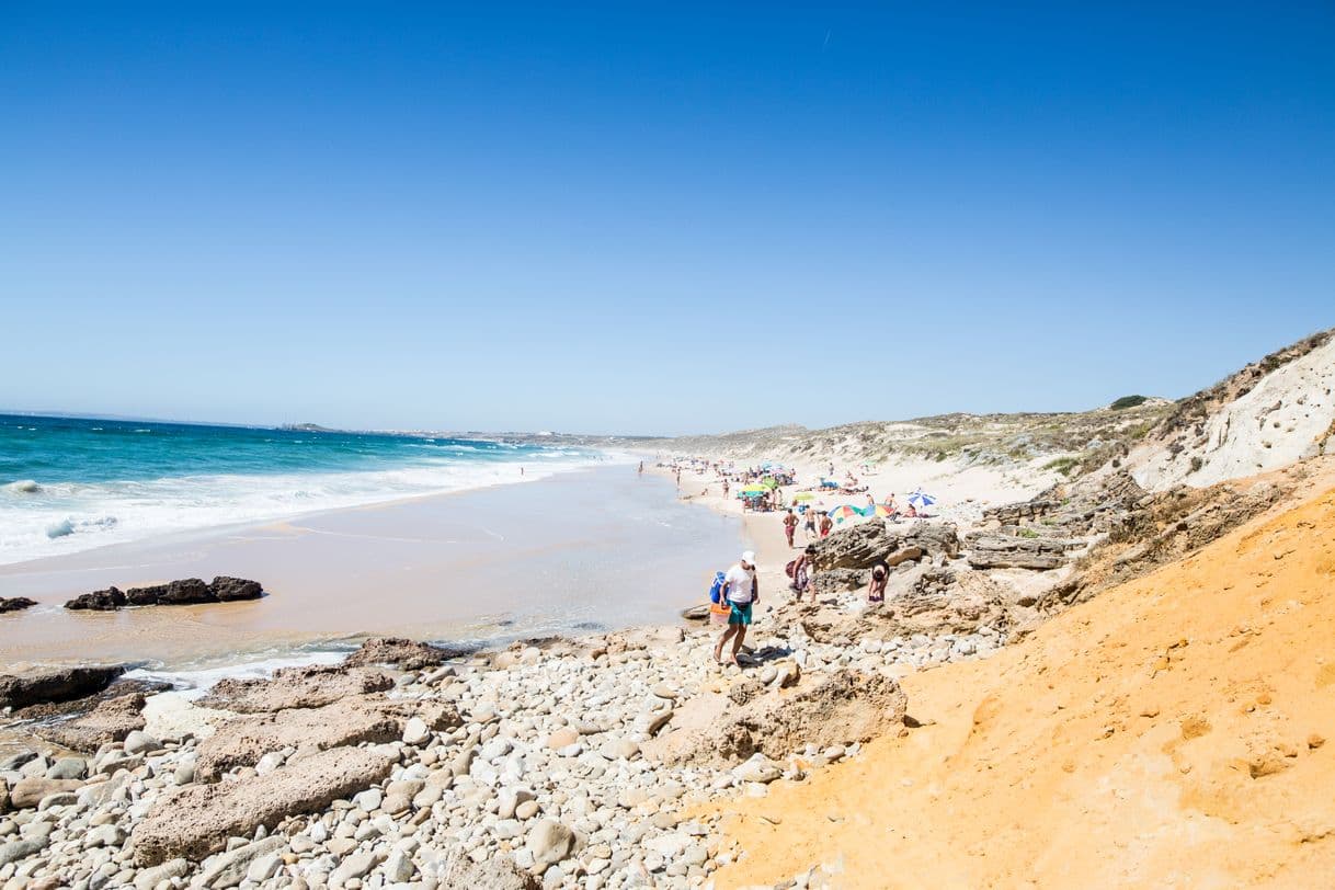 Place Aivados beach