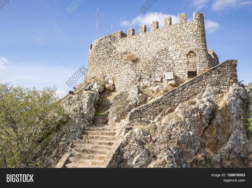 Place Castle of Penha Garcia