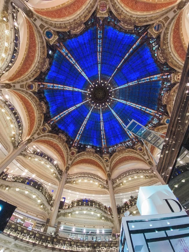 Lugar Galeries Lafayette Haussmann