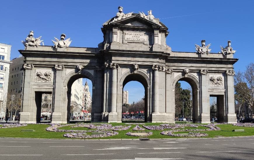 Place Puerta de Alcalá