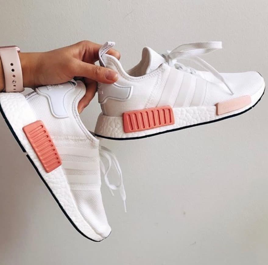 Moda Sapatilhas adidas nmd barcas com apontamentos rosa 