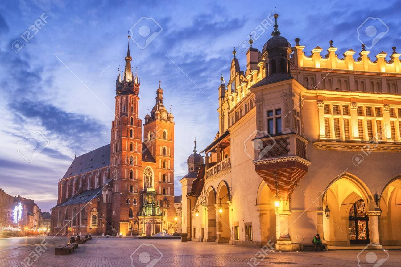 Place Plaza del Mercado de Cracovia