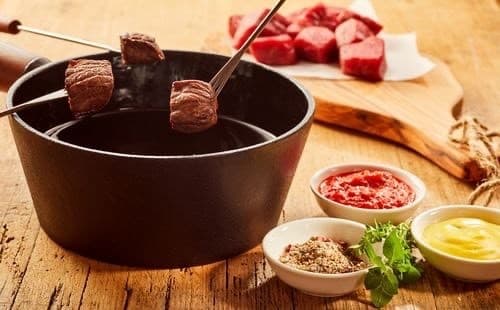 Fashion Fondue de Carne