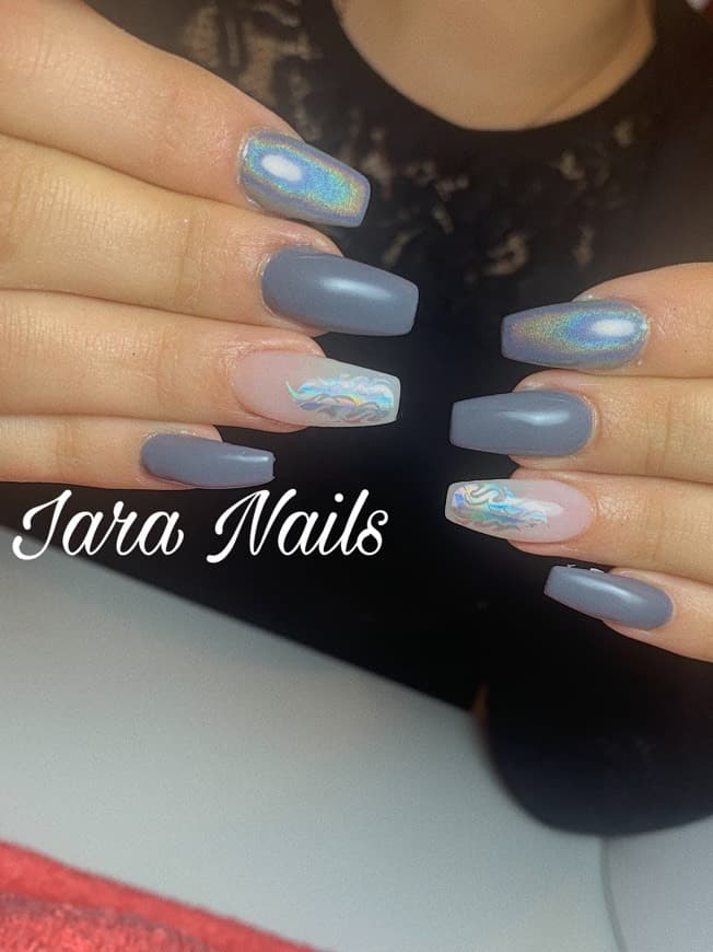 Moda Nails