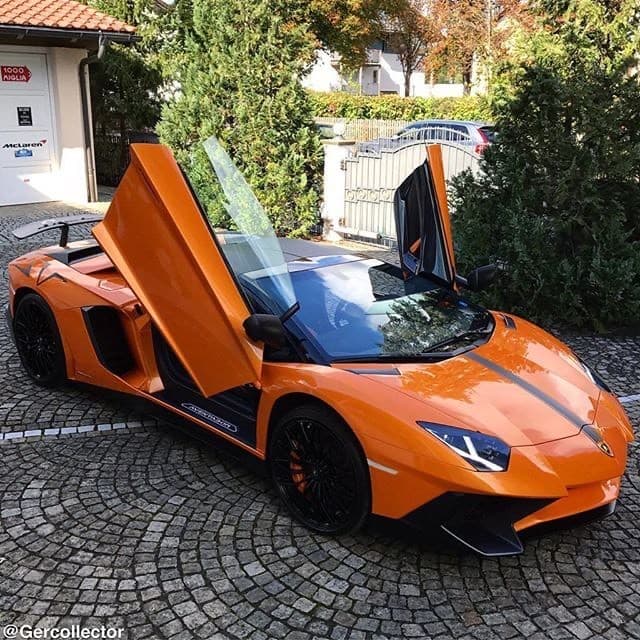 Moda Lamborghini Aventador SV