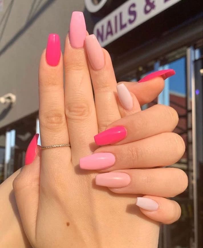 Fashion Pink nails